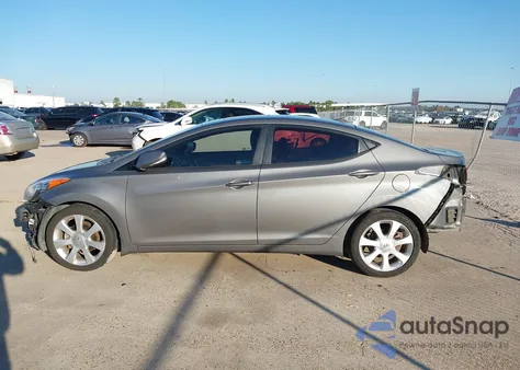 2013 Hyundai Elantra Limited из США, поврежденный, VIN 5NPDH4AE2DH176651